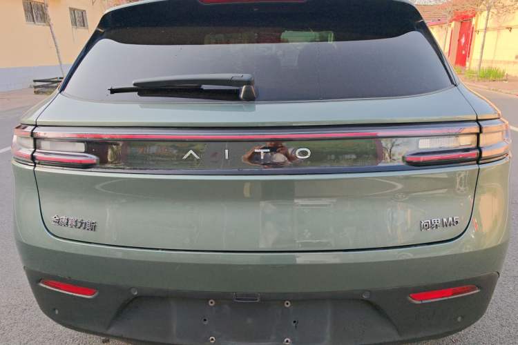 Used Hima AITO M5 2022 Extended-Range Four-Wheel Drive Flagship Edition Rear