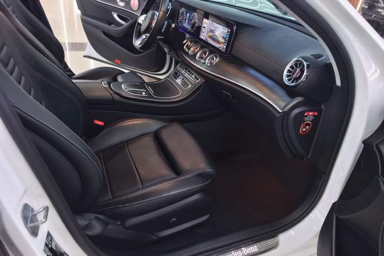 Used Mercedes-Benz E-Class 2019 E 200 L Sport Edition
