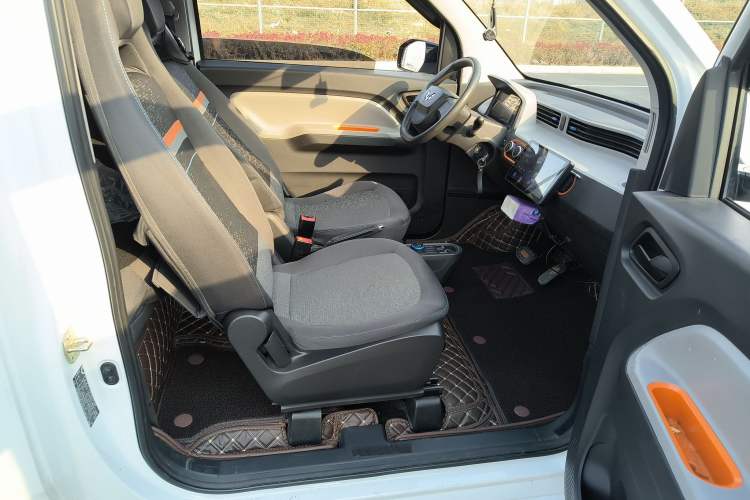 Used Wuling Hongguang MINIEV 2020 Enjoyment Model Lithium Iron Phosphate