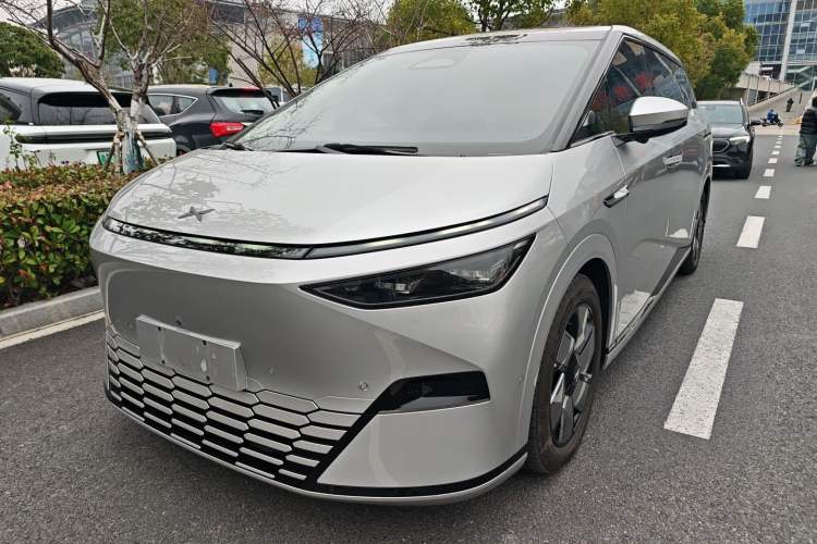 Used XPeng X9 2024 610 Long-Range Pro