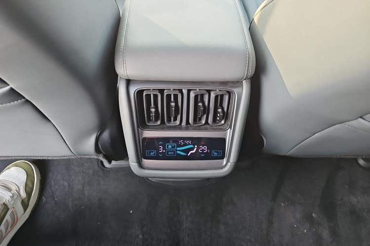 Used BYD Song L EV 2025 Intelligent Driving Version 662 km LiDAR Excellence Edition