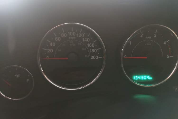 Used Jeep Wrangler 2014 2.8TD Sahara Four-Door Edition
