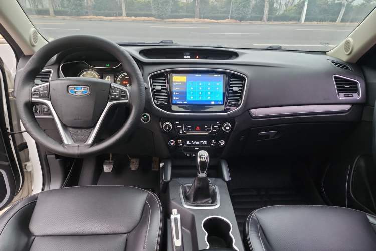 Used Geely Auto Vision X6 2016 1.8L Manual Luxury Model
