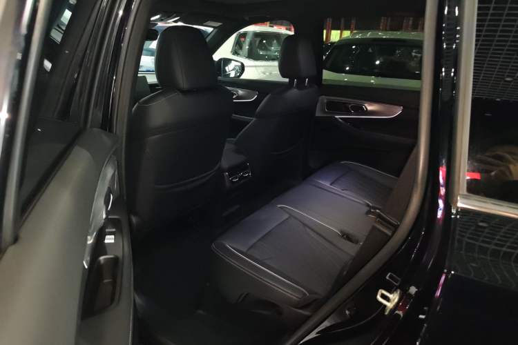 Used GAC Trumpchi GS8 2025 Linghang Series 2.0 TGDI Two-Wheel-Drive Luxury Edition 5 Seats