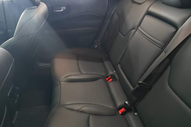 Used Jeep Compass 2017 200T Automatic Family Edition