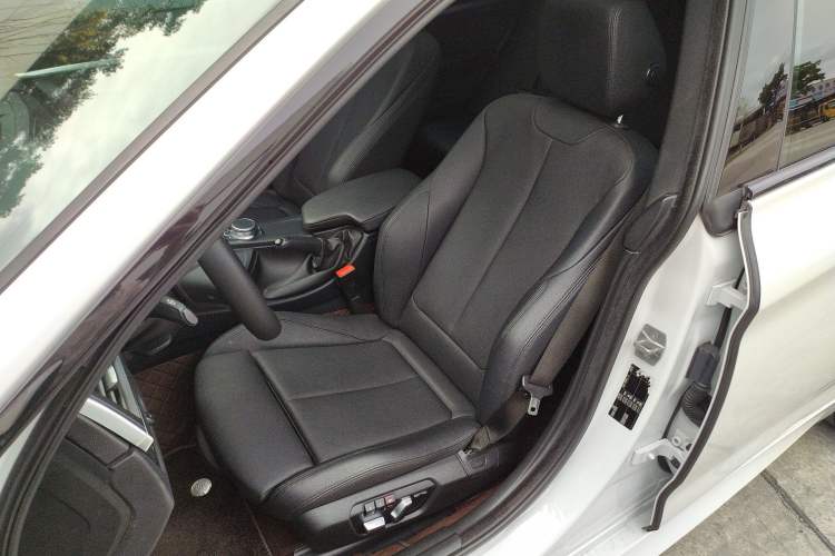 Used BMW 3 Series GT 2019 320i M Sport Package
