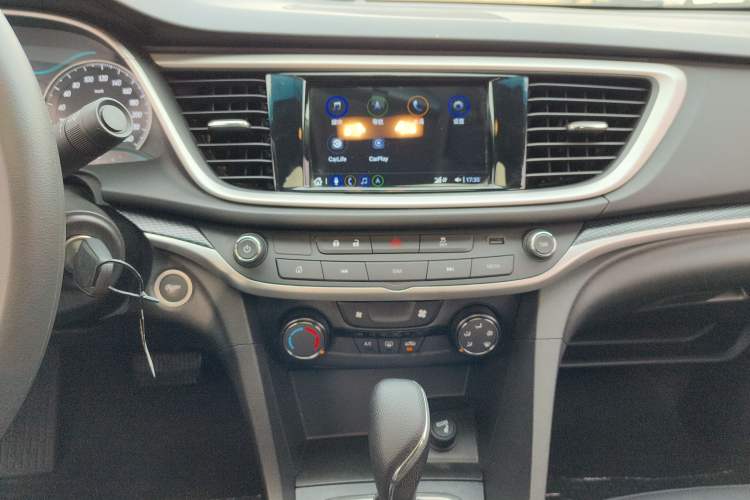 Used Buick GT 2021 Revised Version Flagship 1.5L Automatic Entry-Level Trim Audio And AC Panel