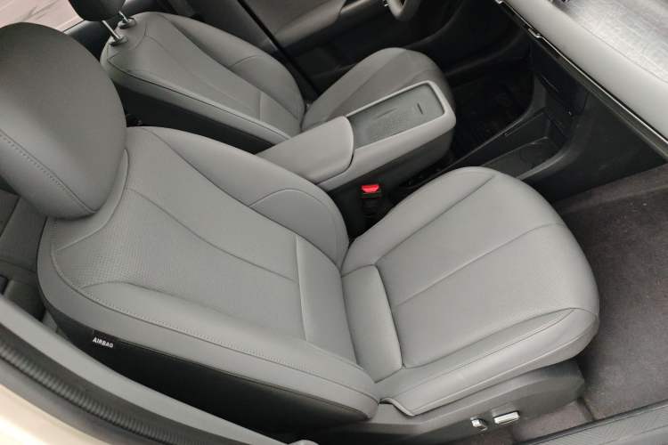 Used Dongfeng NAMMI 06 2025 401 Pro
