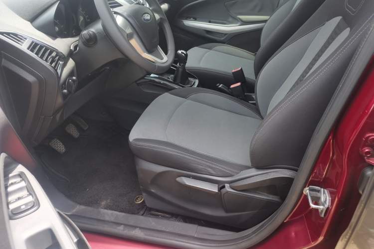 Used Ford EcoSport 2013 1.5L Manual Fashion Model