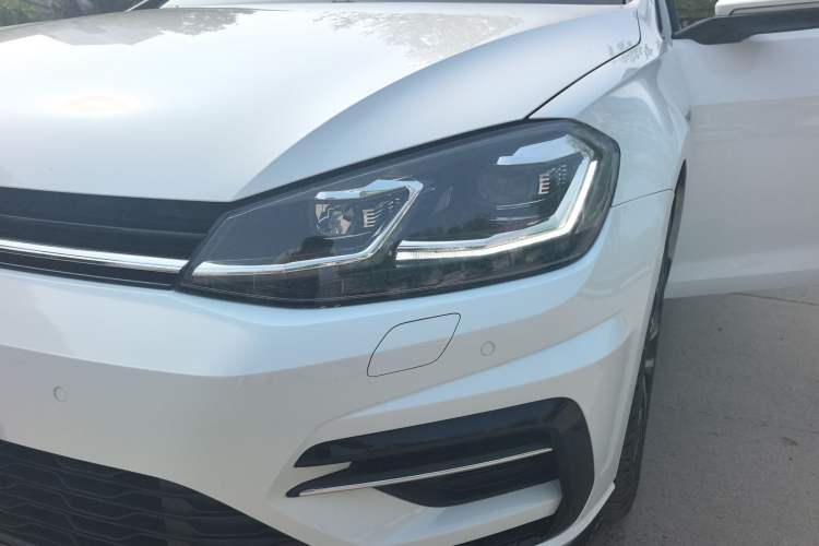 Used Volkswagen Golf 2018 280TSI Automatic R-Line Model Left Front Headlight