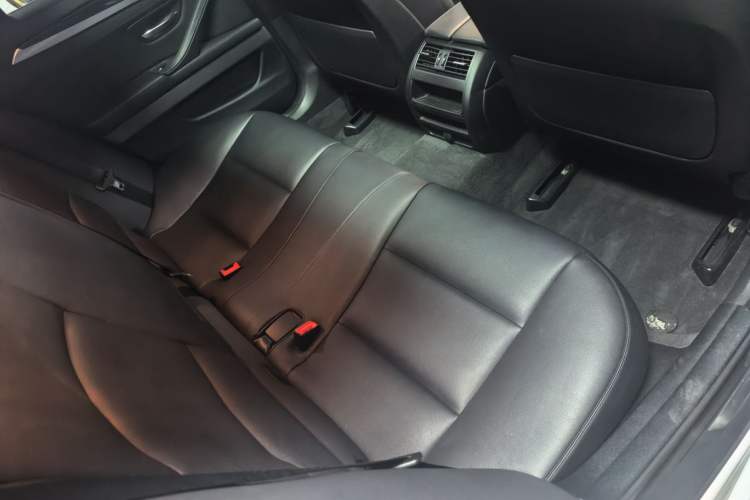 Used BMW 5 Series 2014 520i Touring Edition
