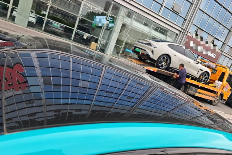 Used Xiaomi Auto SU7 2024 Rear-Drive Ultra-Long Range Advanced Pro-Level Intelligent Driving Version Roof