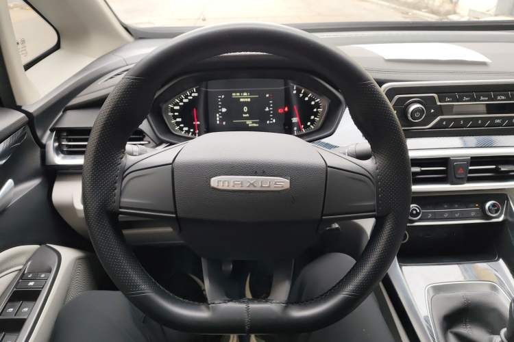 Used SAIC MAXUS G50 2024 1.5T Manual Comfort A Trim