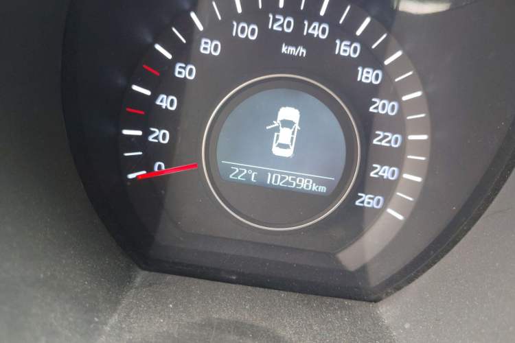 Used Kia K5 2015 2.0L Manual GL
