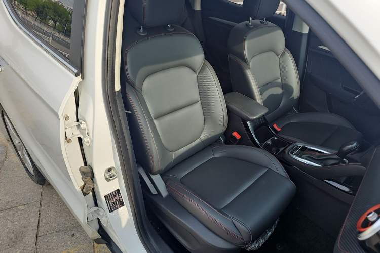 Used MG ZS 2020 180 DVVT Automatic Lite Right Front Seat