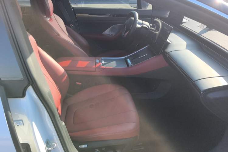 Used Hima Luxeed S7 2024 Max RS