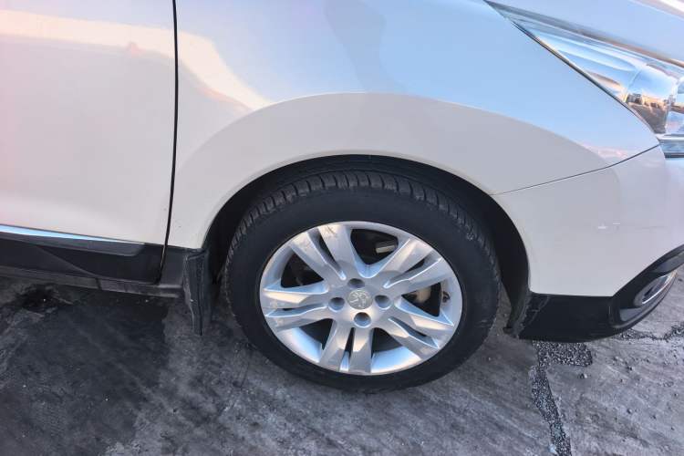 Used Peugeot 3008 2018 2.0L Automatic Classic Edition