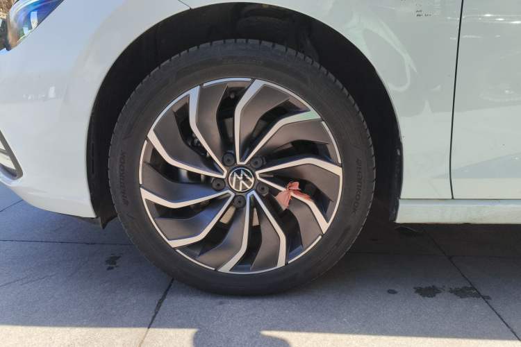 Used Volkswagen Golf 2021 280TSI DSG Pro Exterior 2