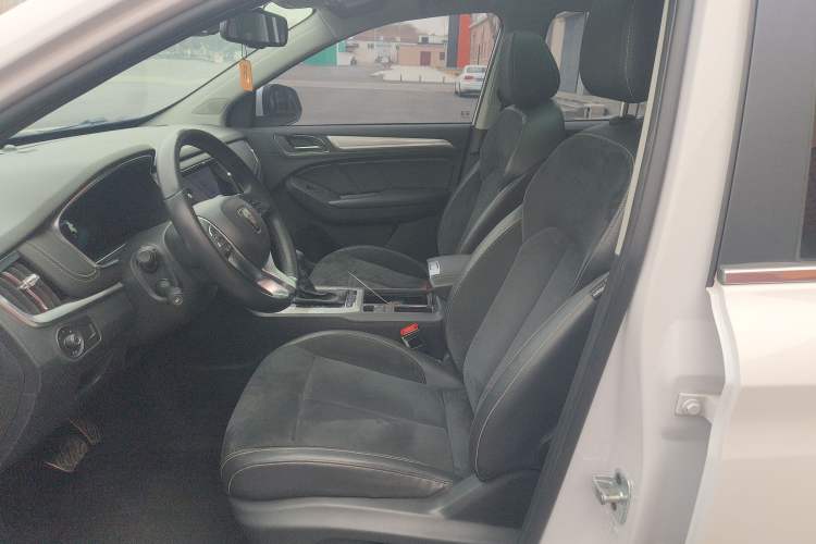 Used Roewe RX5 New Energy 2017 eRX5 50T Hybrid Connected Prestige Flagship Edition
