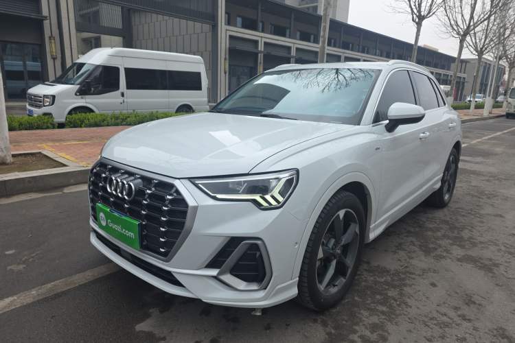 Used Audi Q3 2021 35 TFSI Fashion Dynamic Model