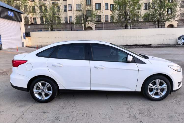 Used Ford Focus 2015 Sedan 1.6L Automatic Comfort Model