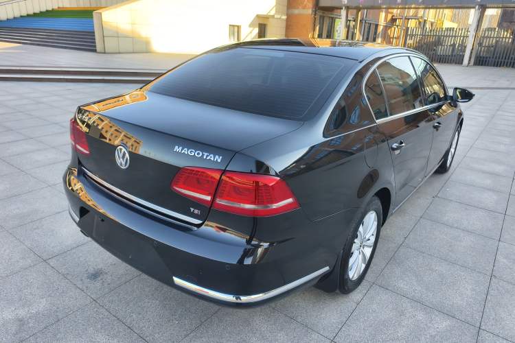 Used Volkswagen Magotan 2015 Facelift 1.8TSI Luxury Model
