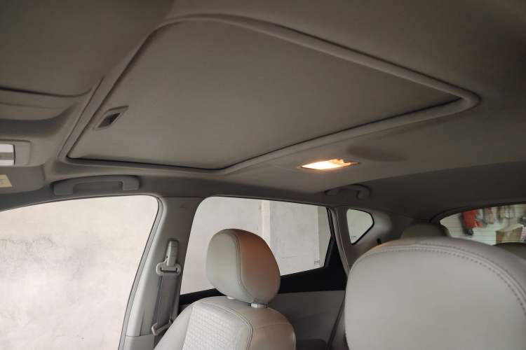 Used Nissan Tiida 2016 1.6L CVT Smart Drive Edition
