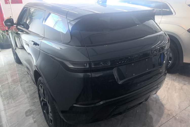 Used Land Rover Range Evoque 2022 Range Rover L 249 PS R-Dynamic HSE Luxury Edition Exterior 4