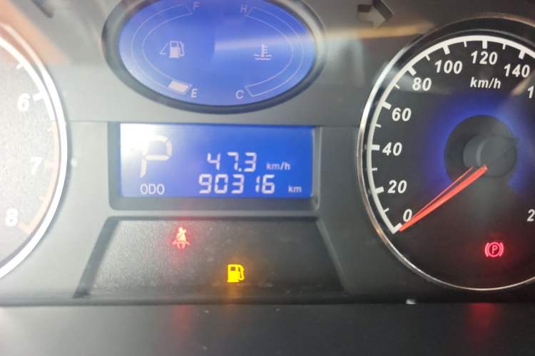 Used Geely Auto Classic Emgrand 2013 Hatchback 1.8L CVT Prestige Model Odometer Close Up