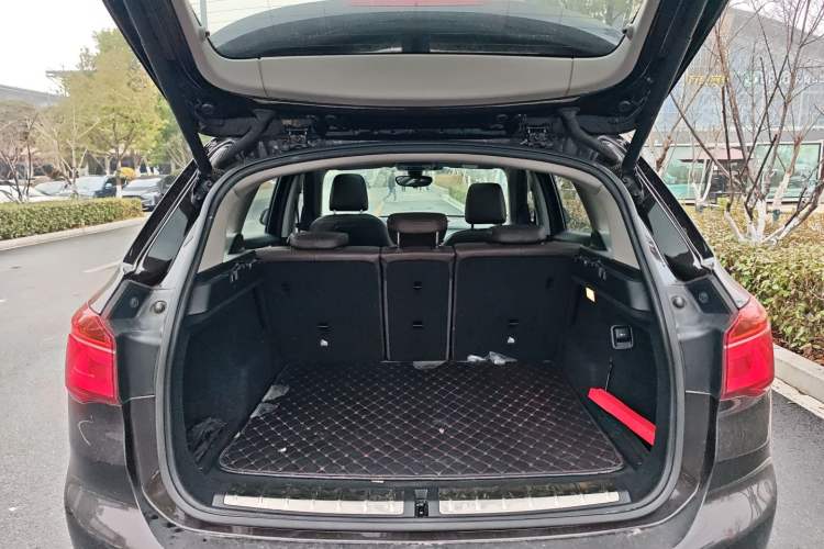 Used BMW X1 2016 sDrive18Li Luxury Model
