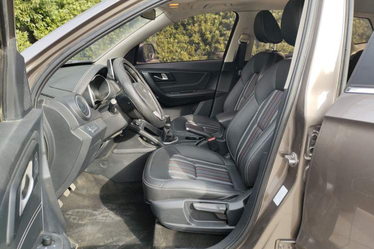 Used Bestune X40 2017 1.6L Manual Luxury Edition