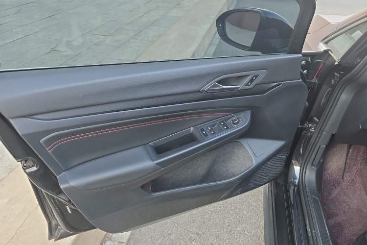 Used Volkswagen Golf GTI 2021 Facelift 380TSI DSG GTI Interior 3