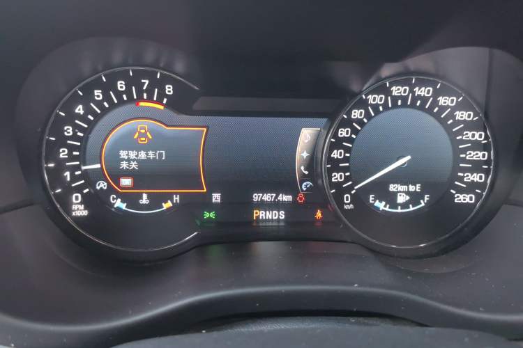 Used Lincoln MKC 2019 2.0T Two-Wheel Drive Luxury Edition China VI Standard Odometer Close Up