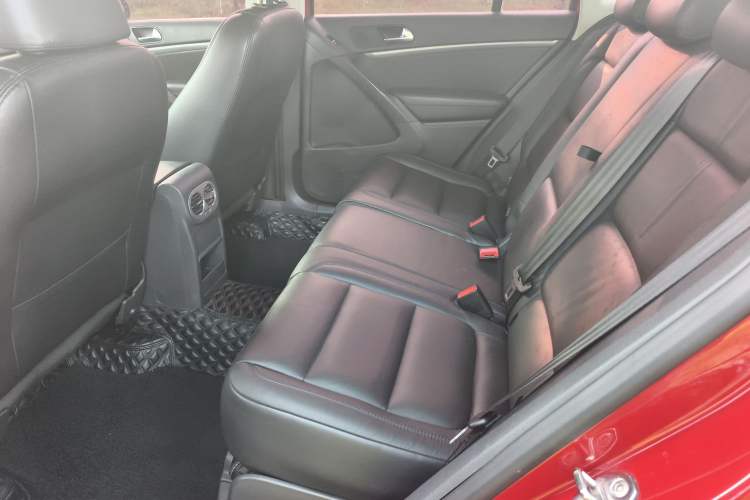 Used Volkswagen Tiguan L 2013 1.8 TSI Automatic Two-Wheel Drive Comfort Edition