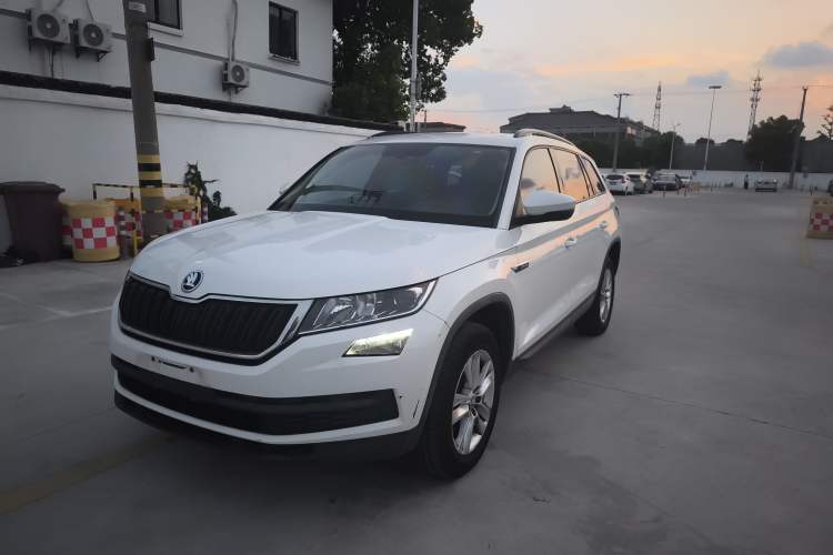 Used Skoda Kodiaq 2018 Facelifted TSI330 5-Seater Two-Wheel-Drive Standard Edition