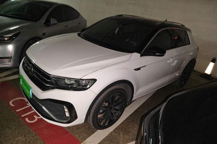 Used Volkswagen T-ROC 2021 280TSI DSG Two-Wheel Drive R-Line Pro Connected Version Exterior 2