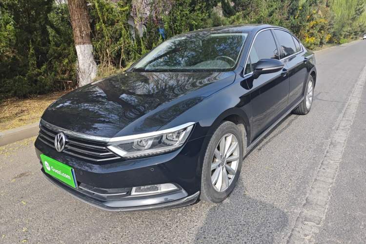 Used Volkswagen Magotan 2019 330TSI DSG Leading Model China VI Standard