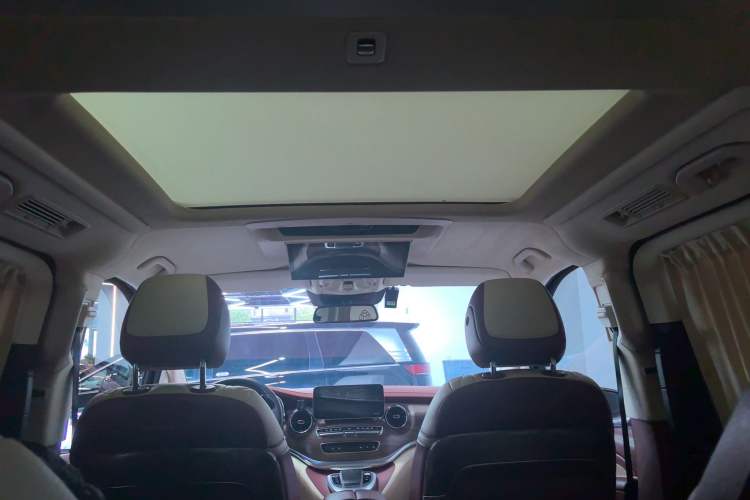 Used Mercedes-Benz V-Class 2021 V 260 L Long Wheelbase Prestige Edition