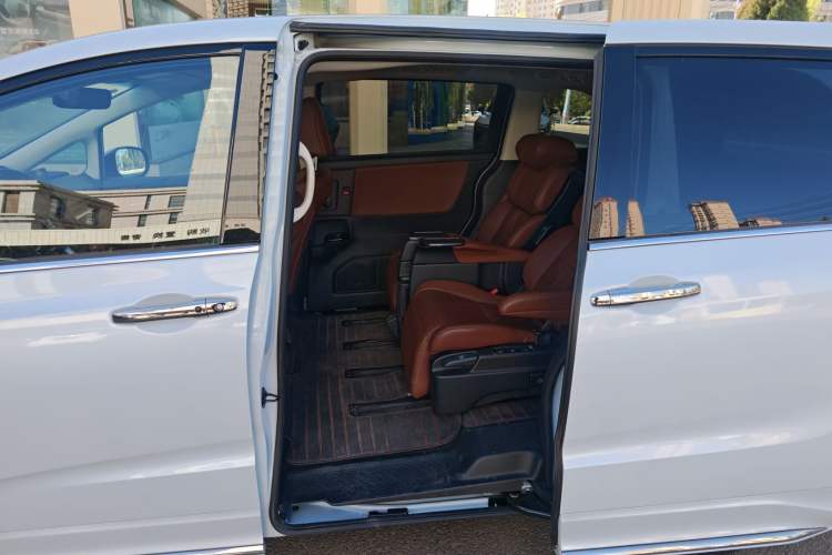 Used Honda Odyssey 2024 2.0L eHEV Sharp – Supreme Edition
