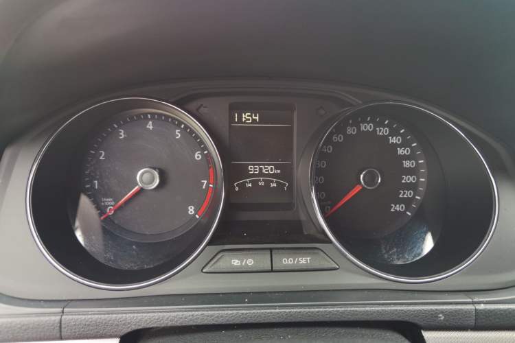 Used Volkswagen Lavida 2017 1.6L Automatic Comfort Edition