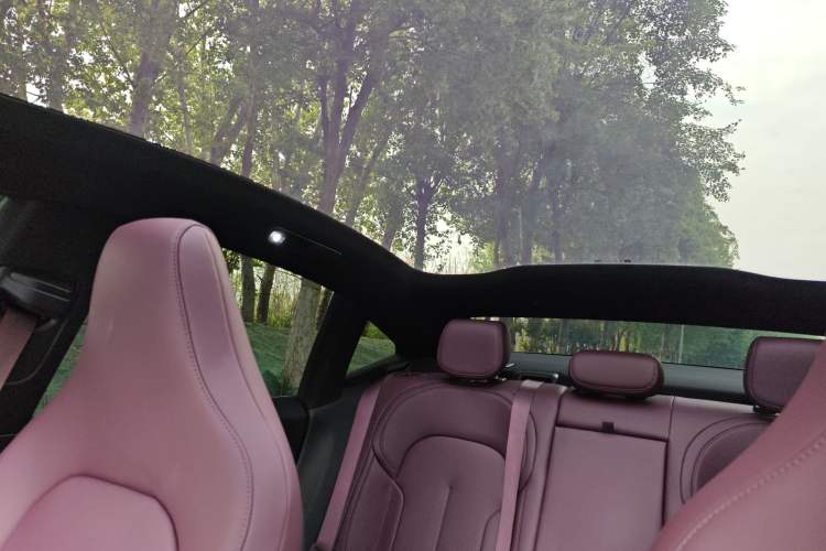 Used Nio ET5 2024 75 kWh Headliner