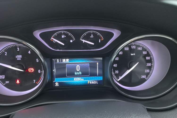 Used Buick Envision 2019 20T Two-Wheel Drive Luxury Version China VI Standard Odometer Close Up