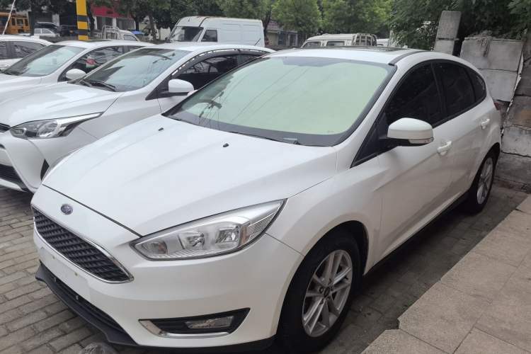 Used Ford Focus 2017 Hatchback 1.6L Automatic Fashion Edition Smart Drive Version