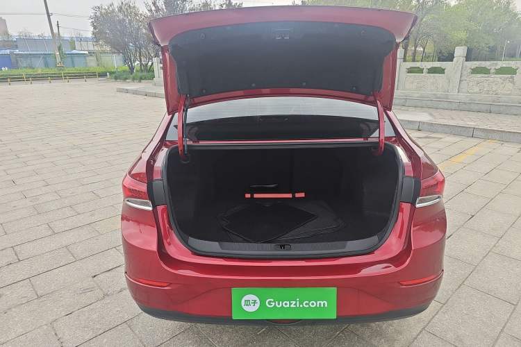 Used Buick GT 2019 18T Automatic Connected Elite Model China VI Standard Trunk