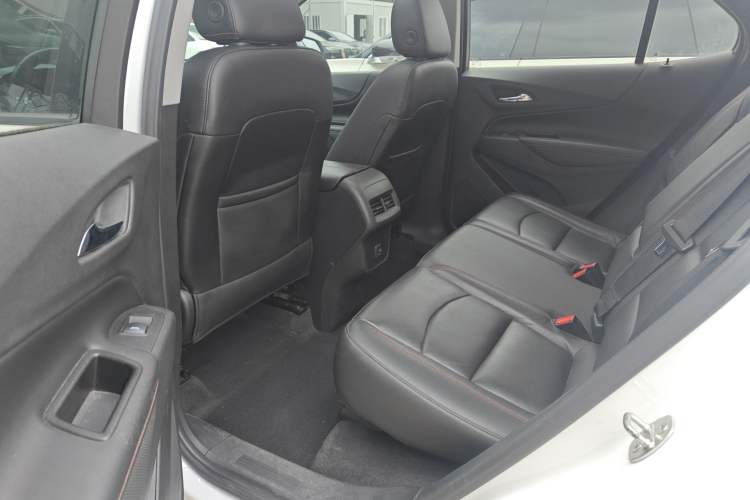 Used Chevrolet Equinox 2018 Redline 550T Automatic All-Wheel-Drive RS Edition