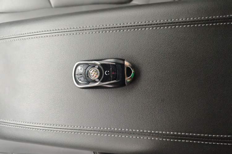 Used Buick LaCrosse 2022 652T Luxury Version Interior 1