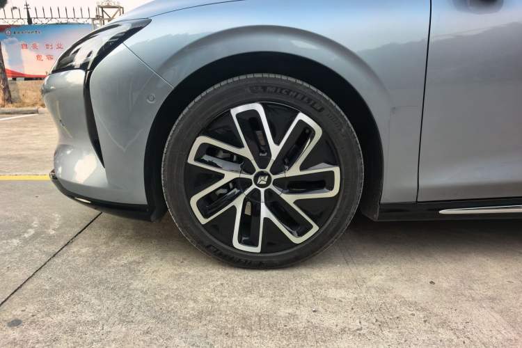 Used Baojun Enjoy 2025 All-Electric 600km Luxury Edition