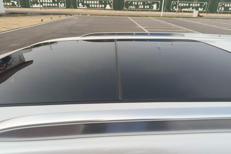 Used Cadillac XT6 2020 28T Six-Seater Luxury Version