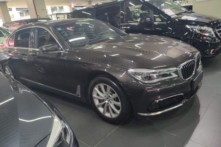 Used BMW 7 Series 2016 730Li Leading Model
