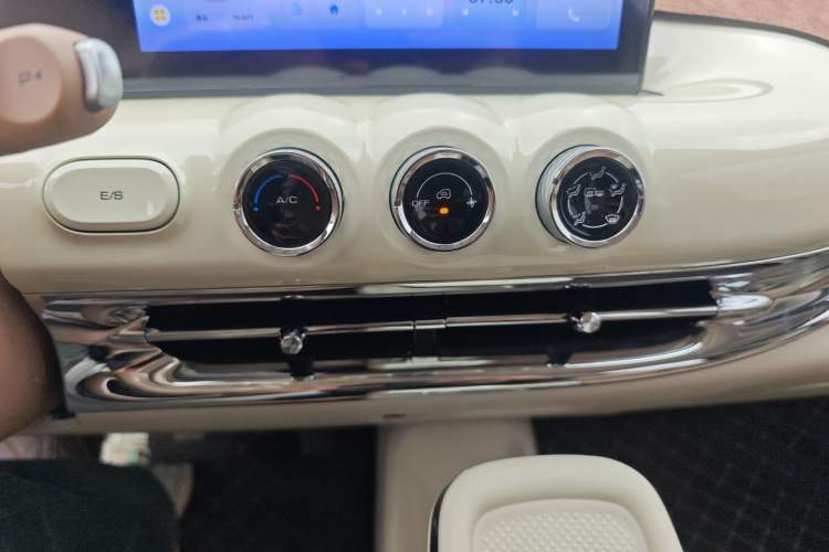 Used Wuling Bingo 2025 333 km Enjoyment Version
